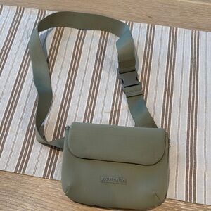 NWOT Athleta Sage Green Fanny Pack Bag